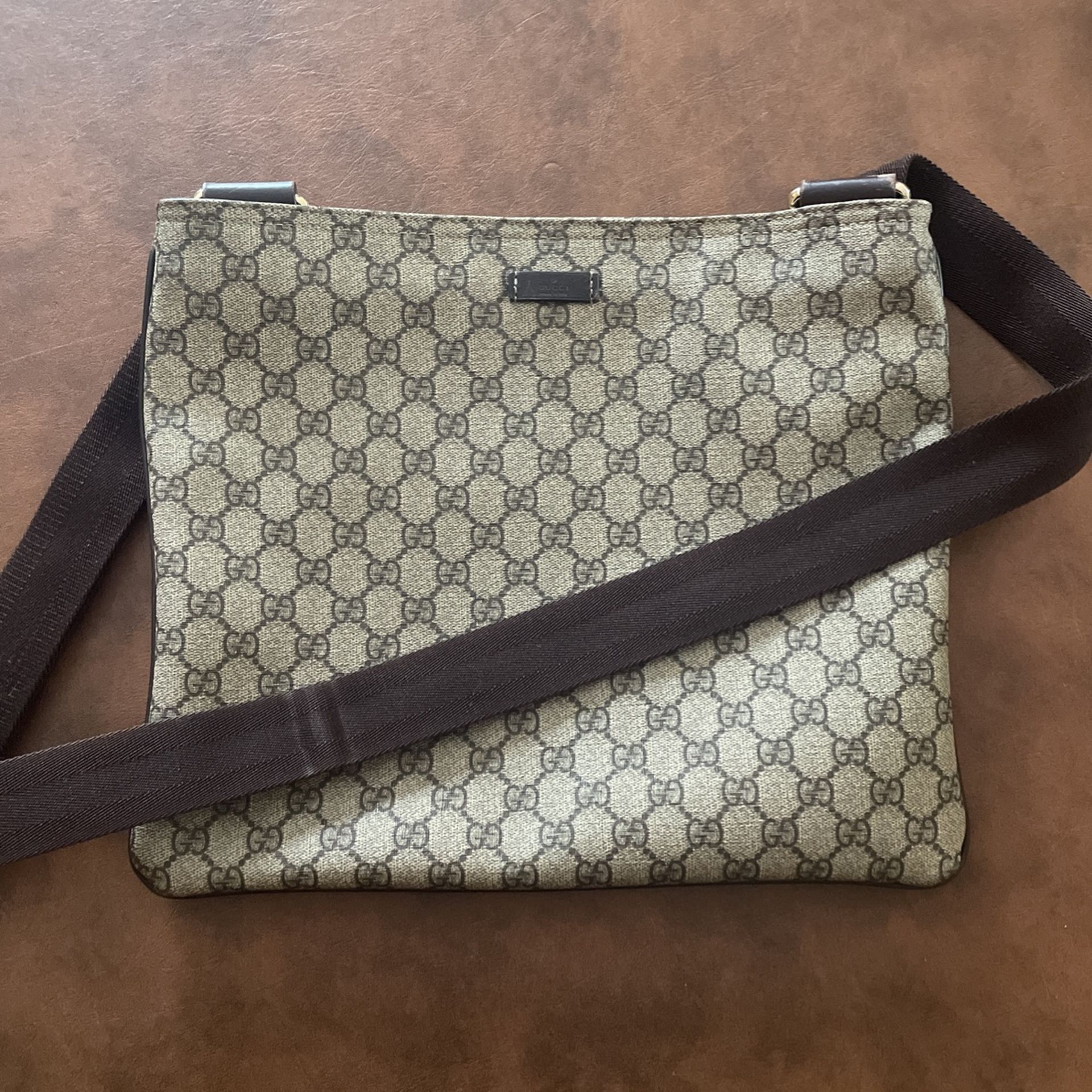 Messenger bag
