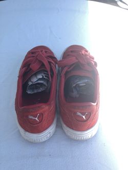 Puma unisex shoes size 8 slightly used looks new