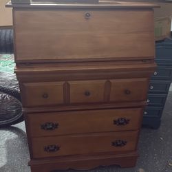 Dresser / Kids Desk Wooden Finish 