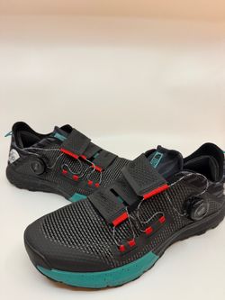 The North Face Summit Series Cragstone Pro Approach Shoes - Men's Size 11 - Like New