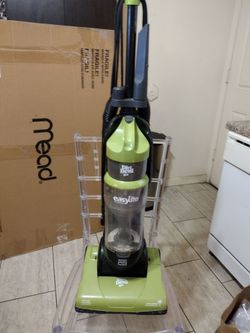 Dirt Devil Easy Lite Upright Vacuum