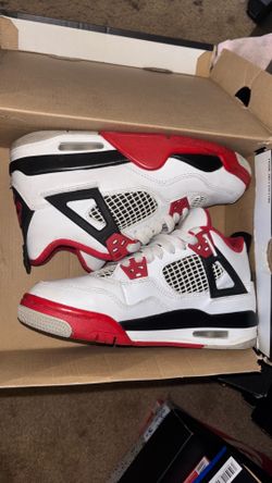 Jordan 4s