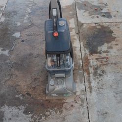 Mint Condition Carpet Cleaner - Vacuum Carpet Cleaner MINT Condition 