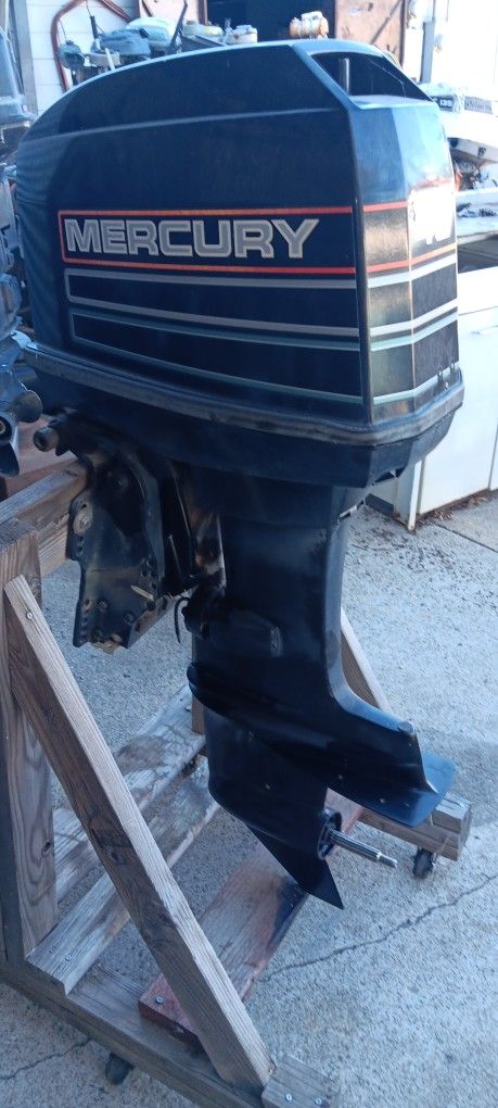 Running 40 Hp Mercury2 Stroke Outboard
