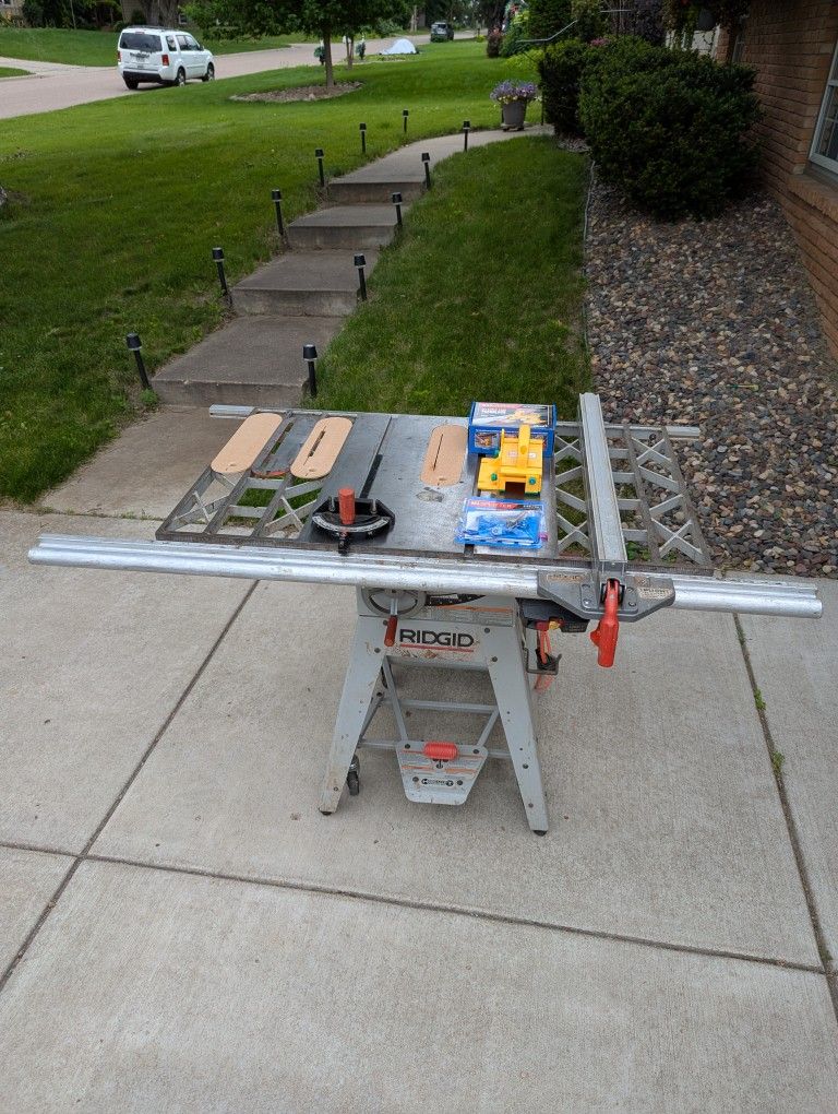 Cast Iron Table Saw