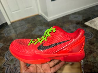Kobe 6 Reverse Grinch Size 7y