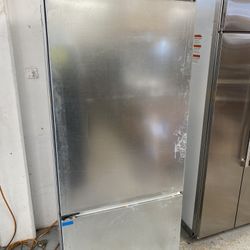 36 Inch Viking Built In Fridge 