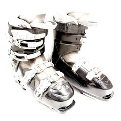 Womens Dalbello Ski Boots (Size 8.5)