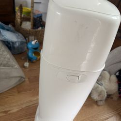 Diaper Genie 