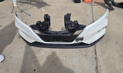 2020-2021 NISSAN ROGUE SPORT  S/SL/SV FRONT BUMPER COVER OEM 