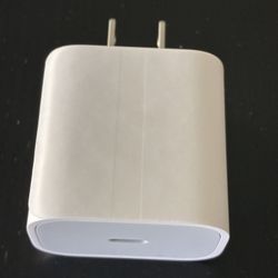 Apple 20W USB-C Power Adapter