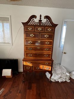 Luxury Vintage Chippendale Burl Wood Tall Boy Chest