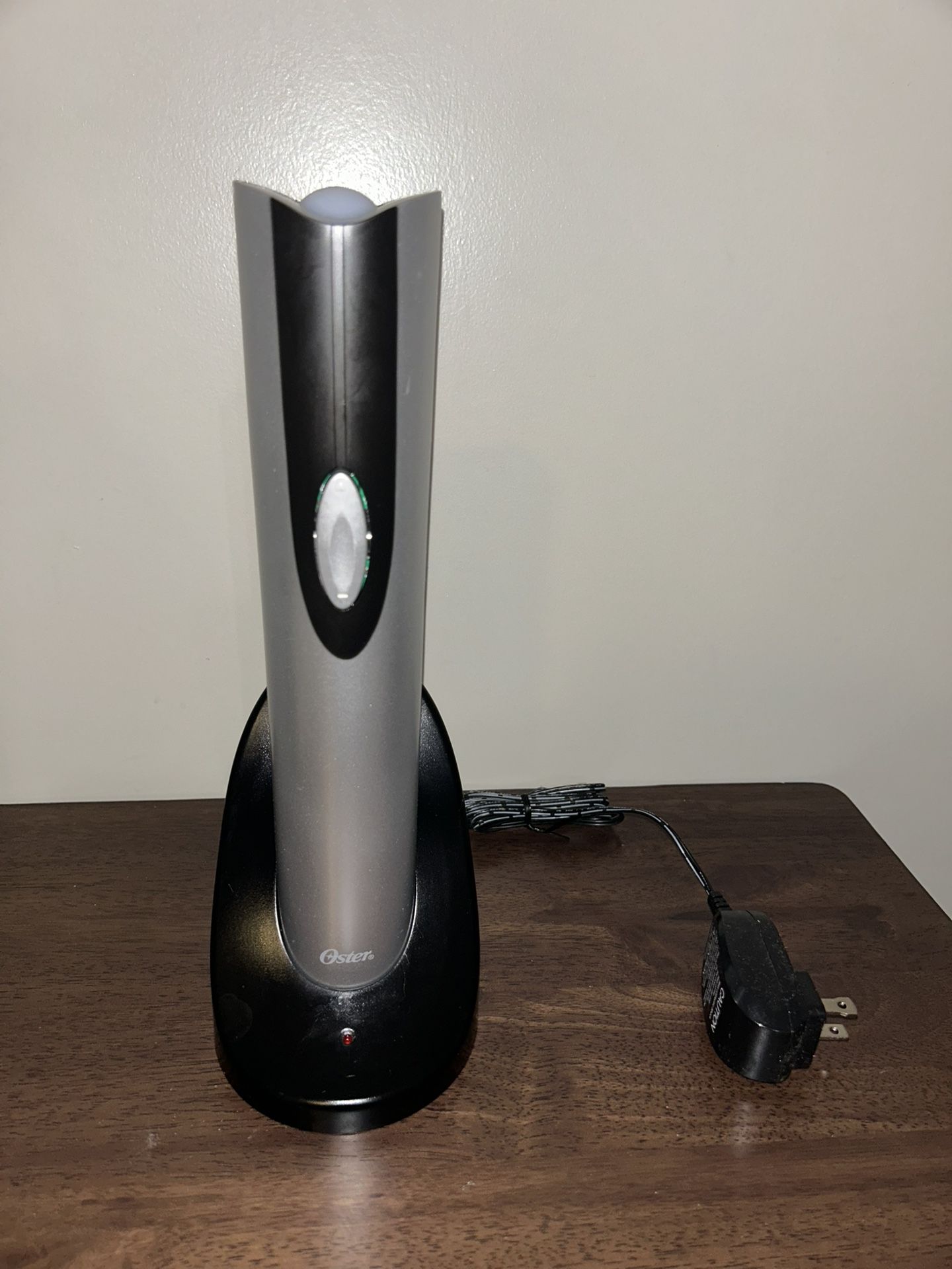 Cordless Rechargeable Electric Wine Opener w/Foil Cutters