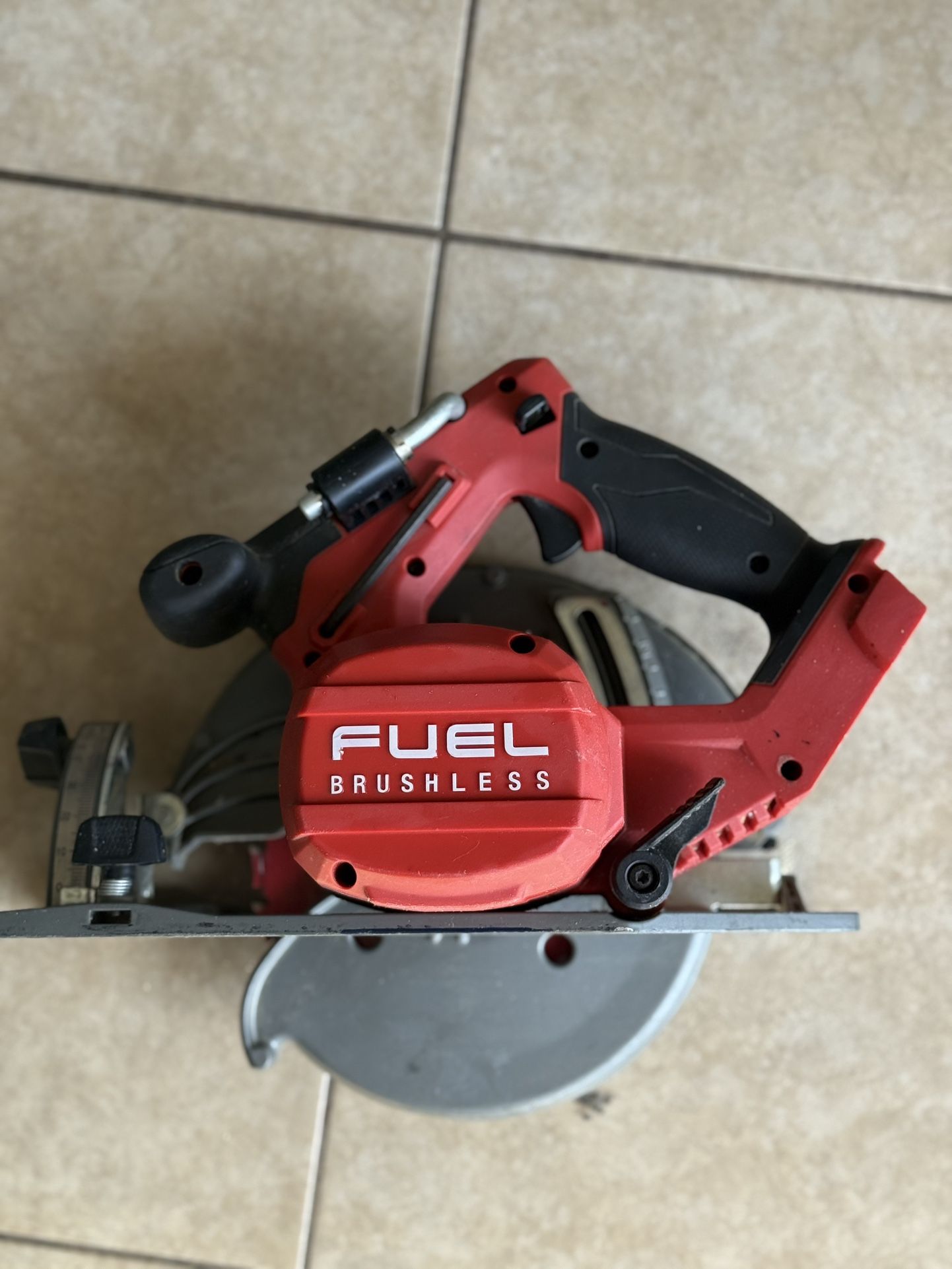 Milwaukee Fuel Circular Saw