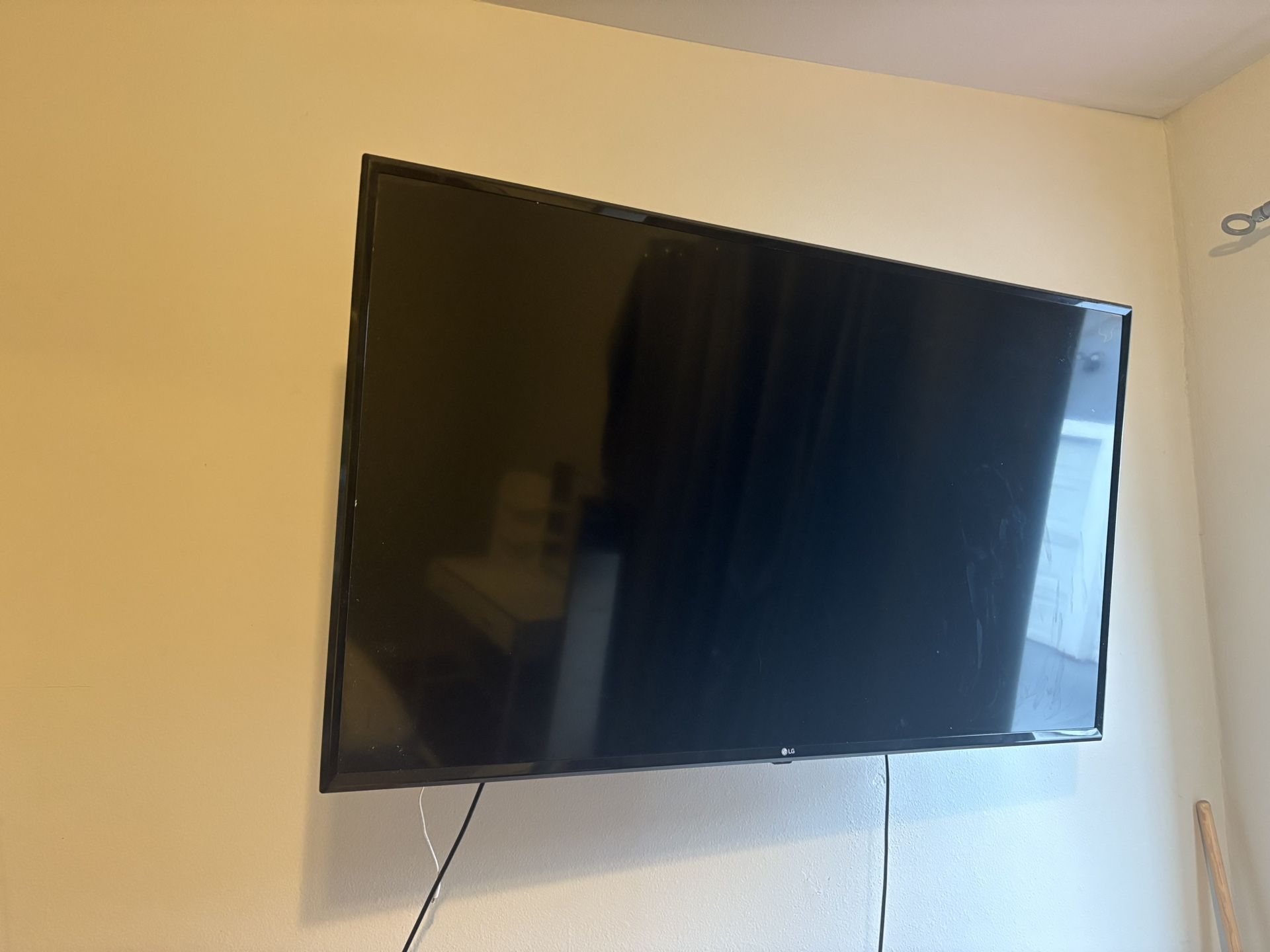 LG Television 50 Inch Screen