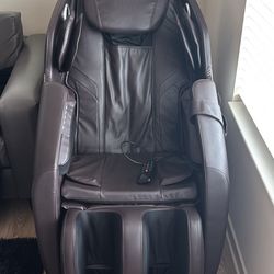 Zero Gravity Massage Chair