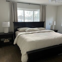 Pottery Barn bedroom Set $1000