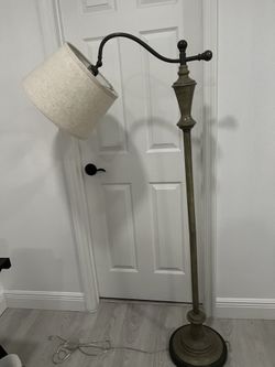 Floor Lamp 
