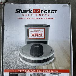 Shark EZ Robot Self-Empty RV913S