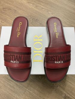 New Dior slide woman sz37 thru 43