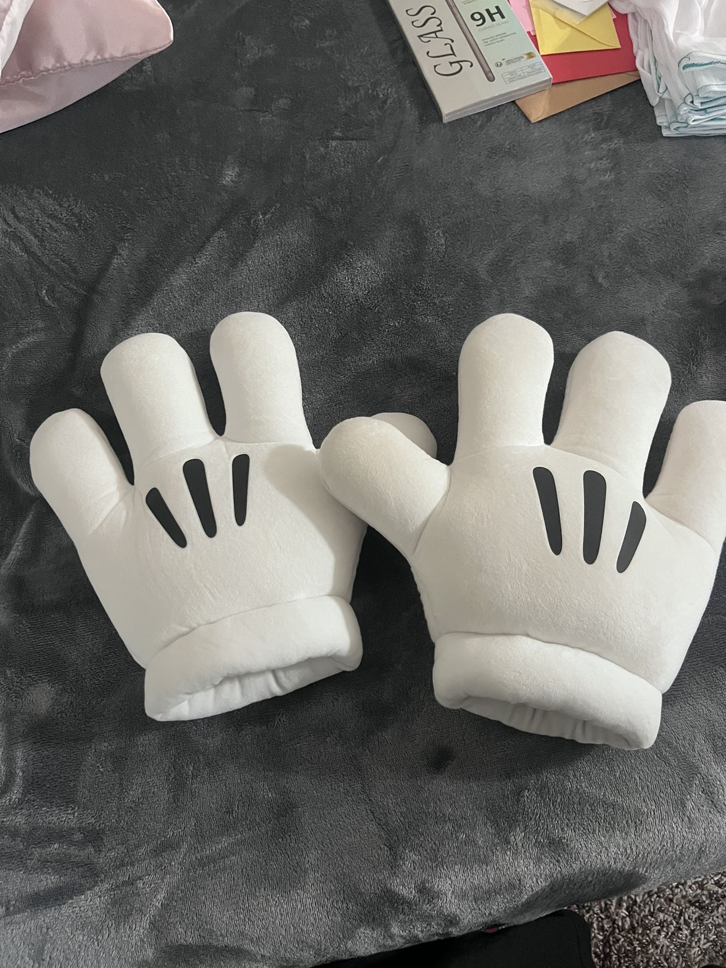 Disney Mickey Gloves
