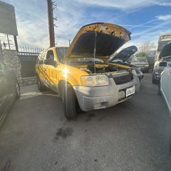 2002 Ford Escape 