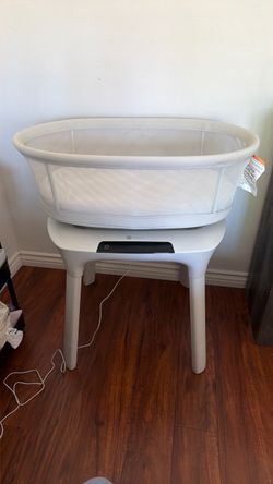 Mamaroo Bassinet