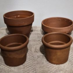 4 Variety Terracotta Pots 