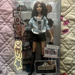 Star by Barbie Assortment 2011 Doll 