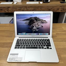 13" MacBook Air * 2Ghz Intel Core i7 * 256GB SSD * 8GB RAM * Excellent Condition 