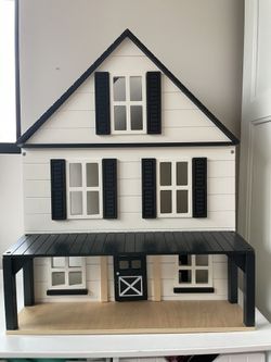 Pottery Barn Glenview Dollhouse