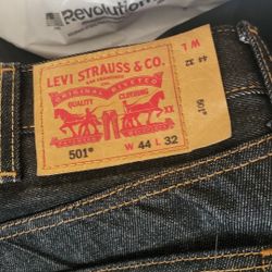 Men Levi Jeans