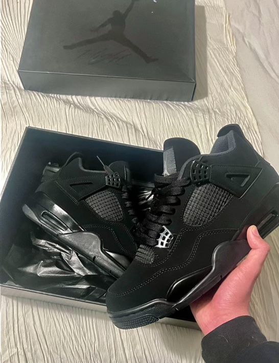 Jordan 4 Black Cats