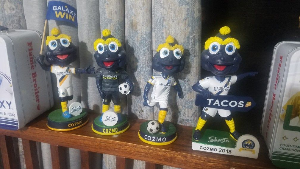 LA Galaxy team mascot. bobblehead :Cozmo