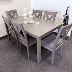 Dining Table With 6 Chairs 
