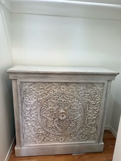 Z Gallery Cupboard