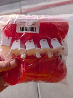 WATERING CUPS CHICKENS/DUCKS 12 PIECE SET