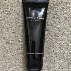 Narciso Rodriguez - For Her Body Lotion. 75ml