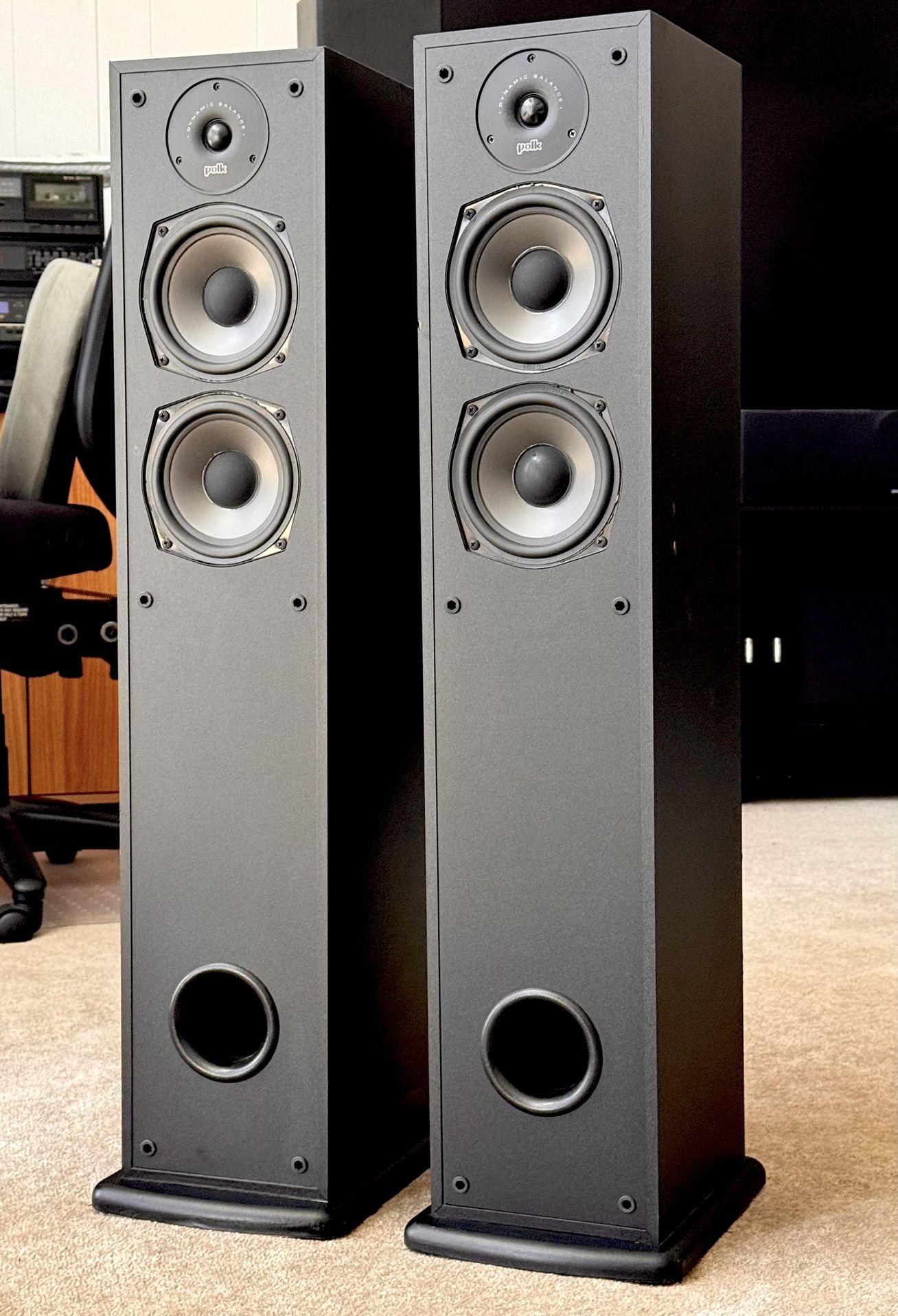 Polk Audio R40 Floorstanding Speakers