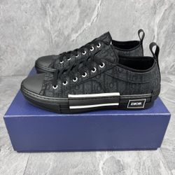 Dior B23 Trainers 