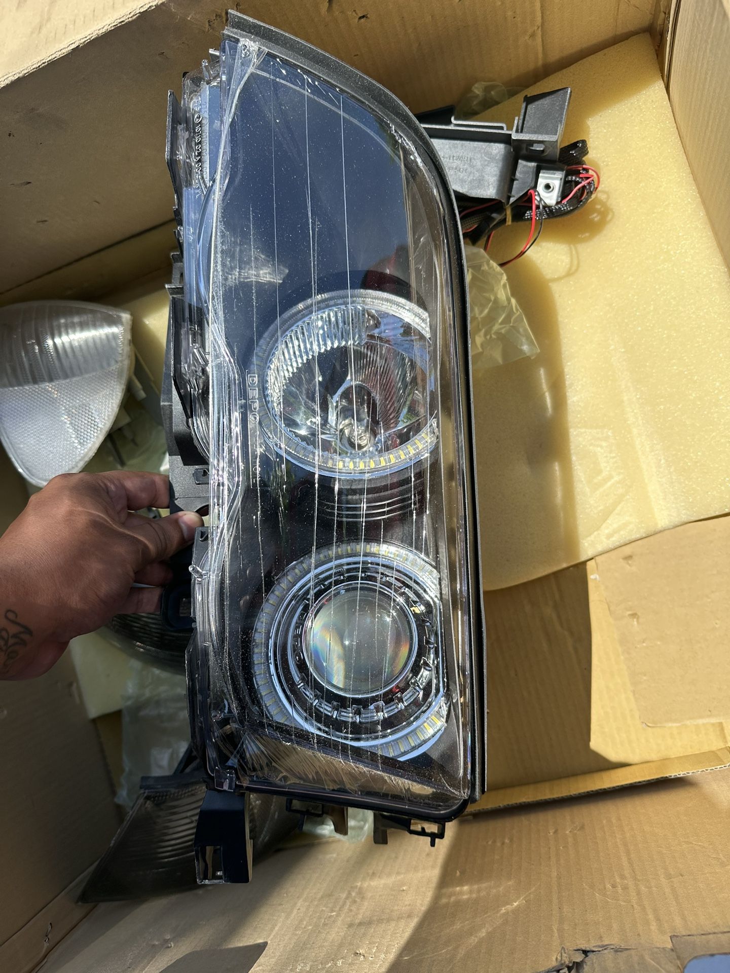 E46 Angel Eye HeadLights 