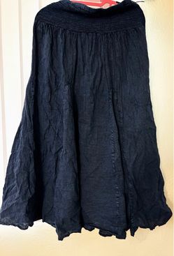Sz Medium Maxi Skirt Smocked Waist
