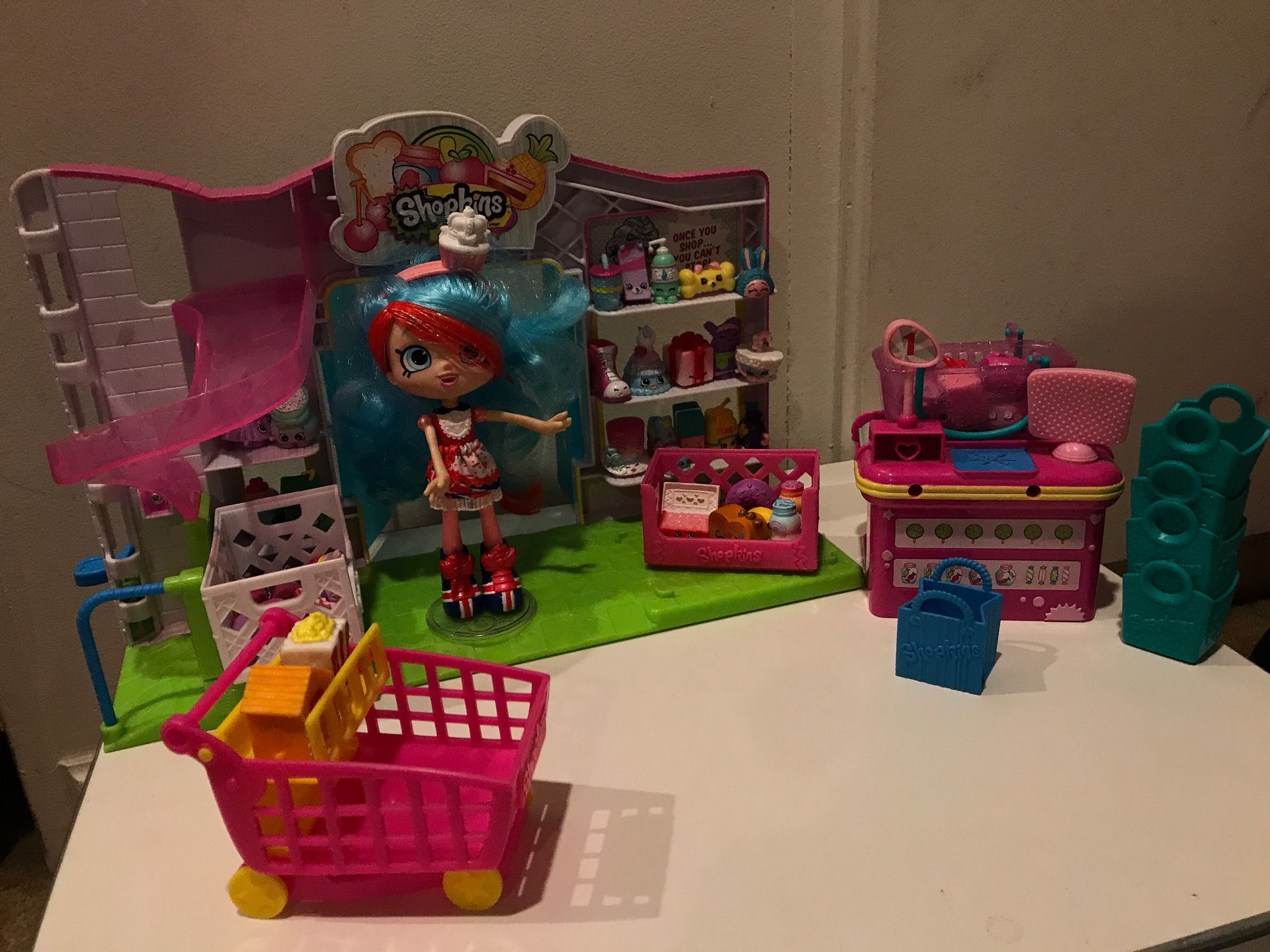 Shopkins Market playset