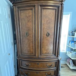 American Drew Armour 