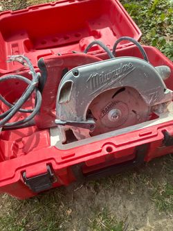 Milwaukee circular saw