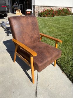 Mid-century modern style wood chair