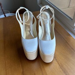 Wedding Silk White closed toes heels Sz 8