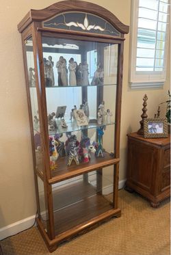 Curio cabinet