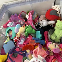 Toys & Stuffed Animals 