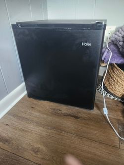 Mini fridge